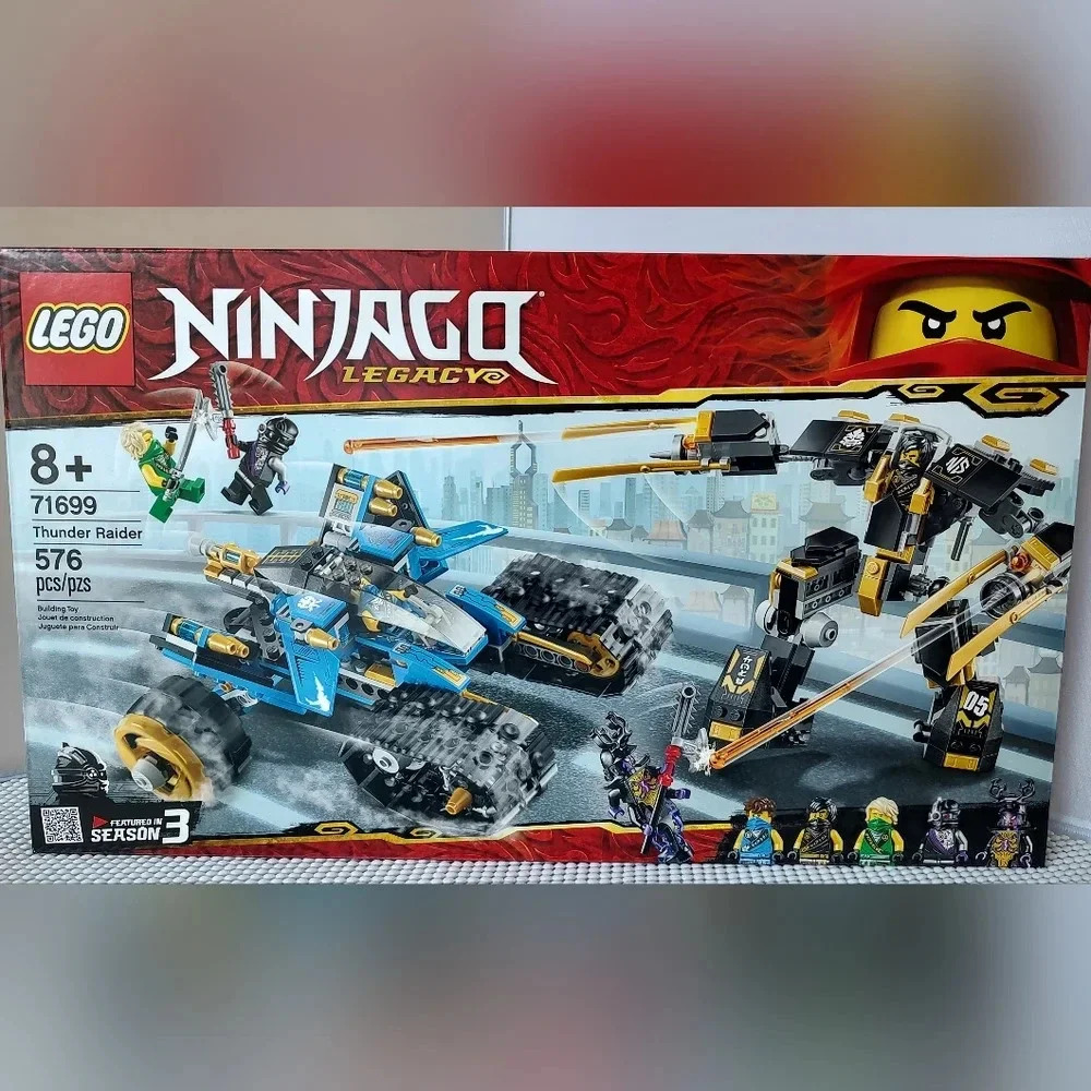 Lego Ninjago Legacy 71699 Thunder Raider NWT Building Toy Set